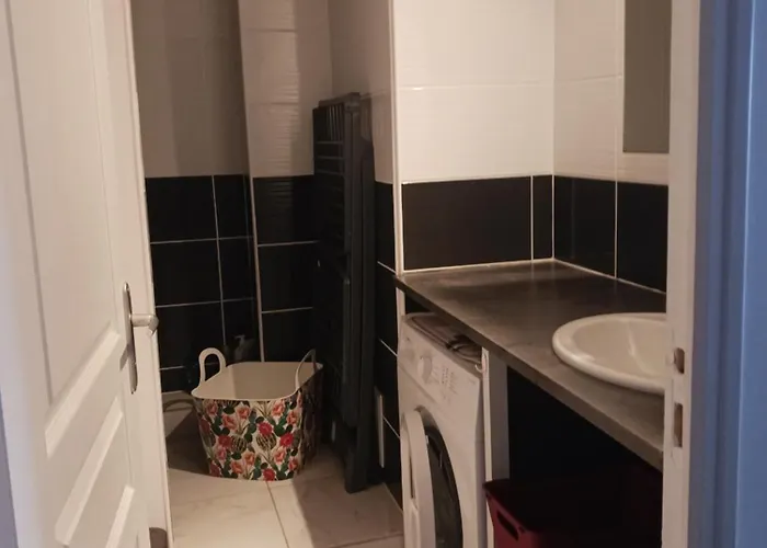 Vue Imprenable Sur La 생장드몽